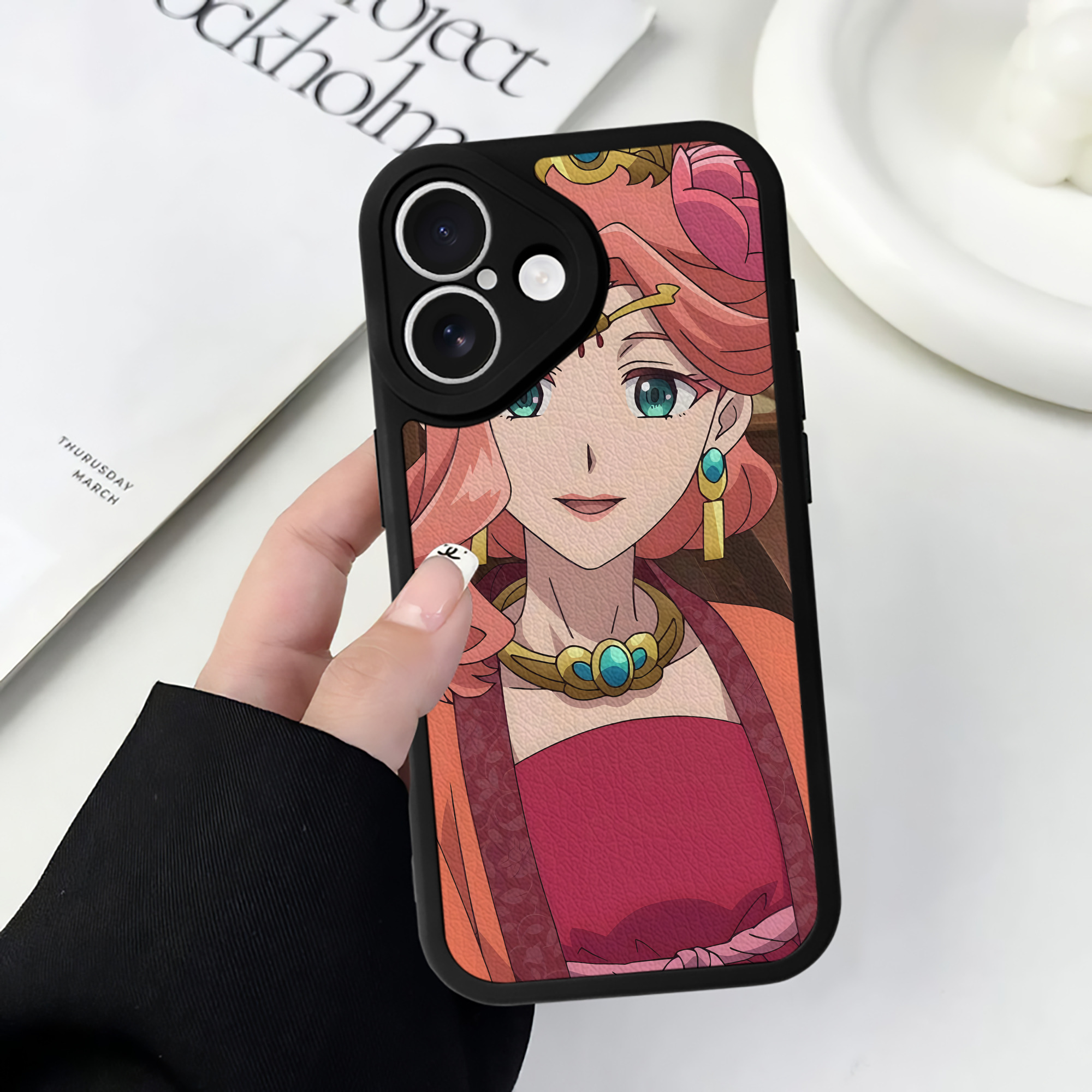薬屋のひとりごと The Apothecary Diaries 【iPhone 16シリーズ対応】シリコンスマホケース（レザー調） 材質：シリコン